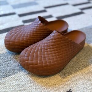 CROCS Dylan Tan Woven Slip-On Clogs